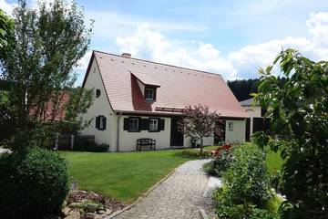 Chalet für 6 Personen, mit Garten und Terrasse im Altmühltal