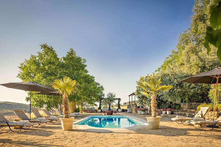 Holiday rental for 10 people, with terrace and garden in Ronda