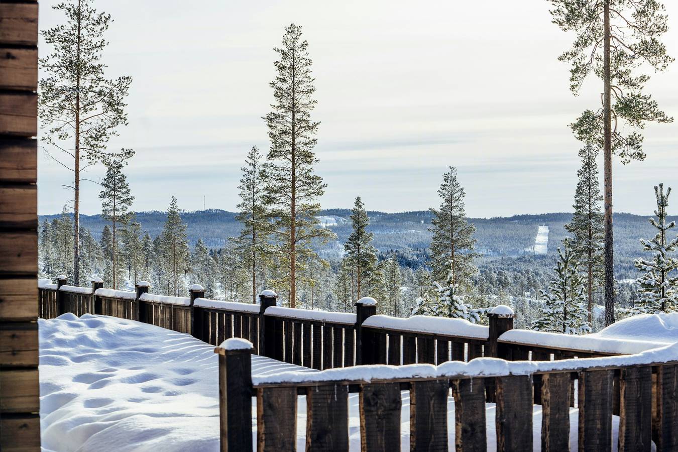 Modernt fjällhus mitt i fjällnaturen vid Idre in Idre, Älvdalen (kommun)