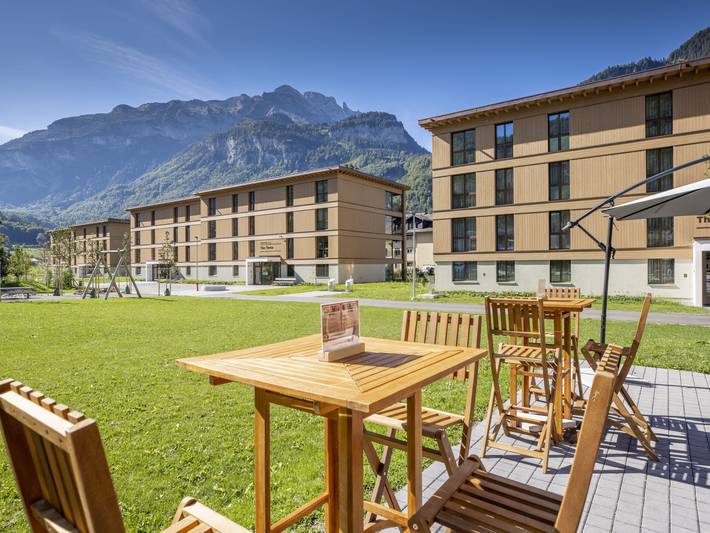Ferienwohnung für 4 Personen, mit Balkon und Terrasse sowie Garten und Sauna im Berner Oberland