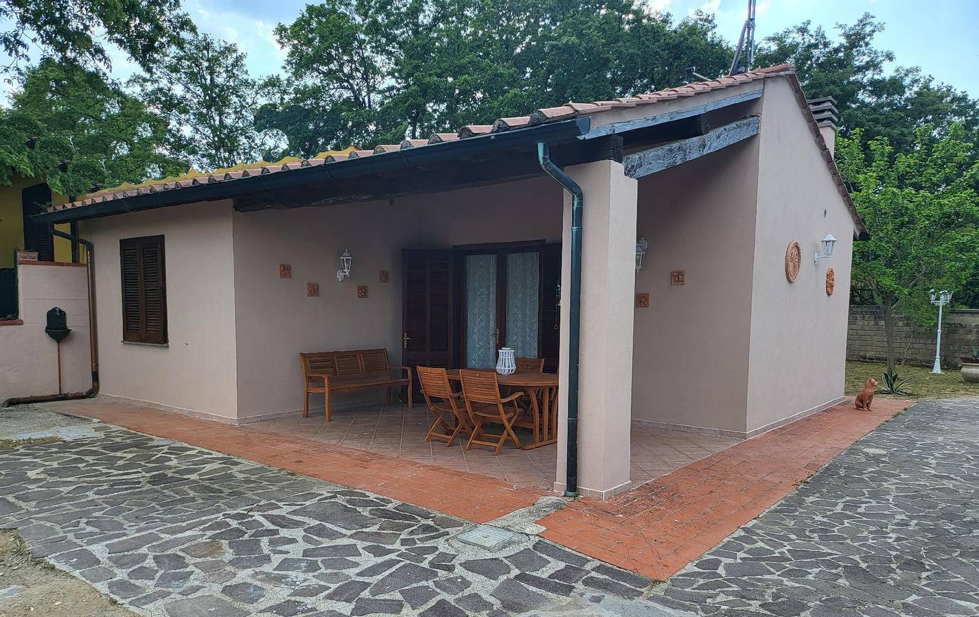 Ganze Ferienwohnung, Wohnung "Red Fox" mit privatem Garten in Monteverdi Marittimo, Etruskische Küste