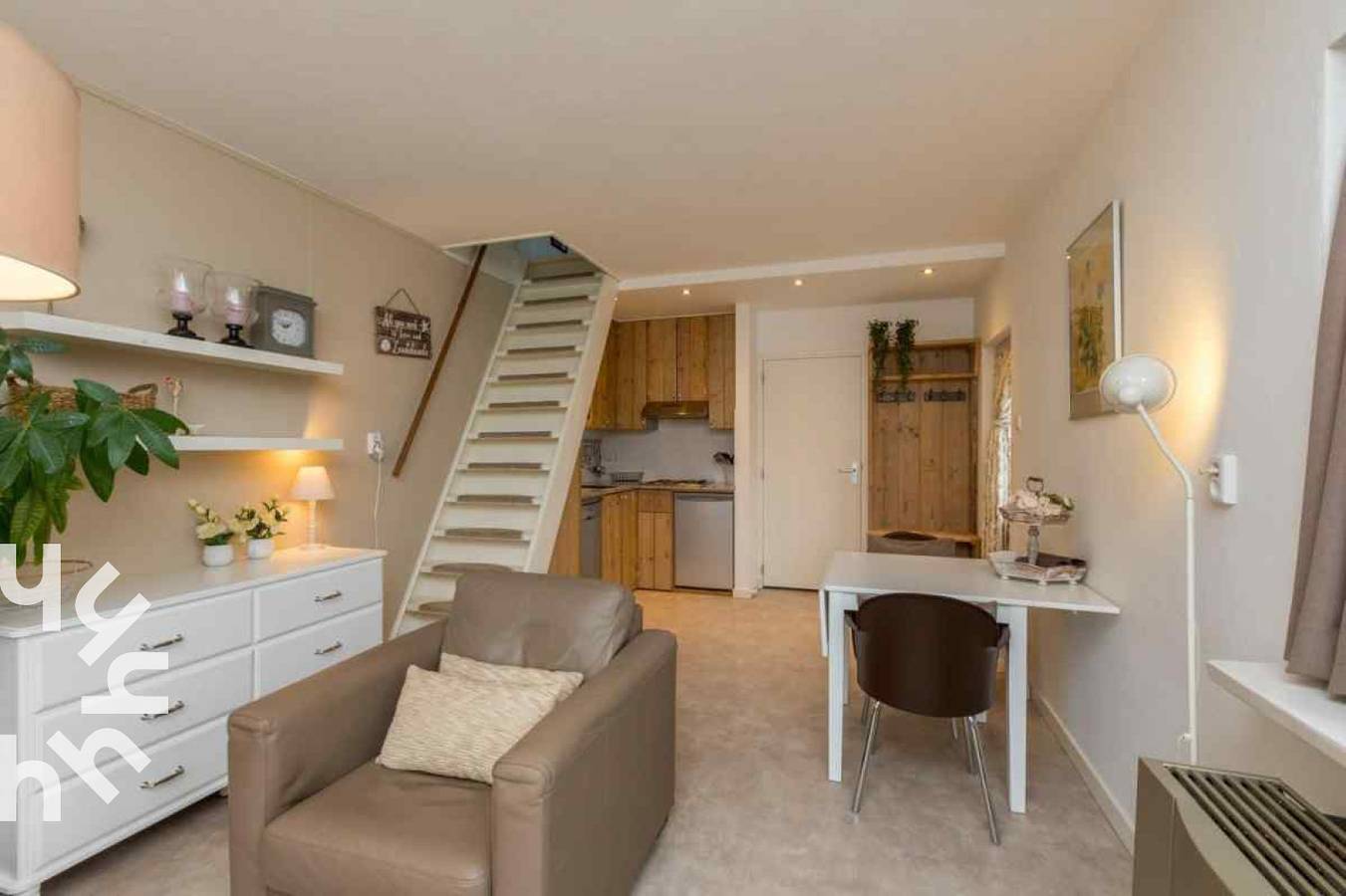 Attractive 2-person flat with sauna in the centre of Zoutelande, within distance of beach in Zoutelande, Walcheren