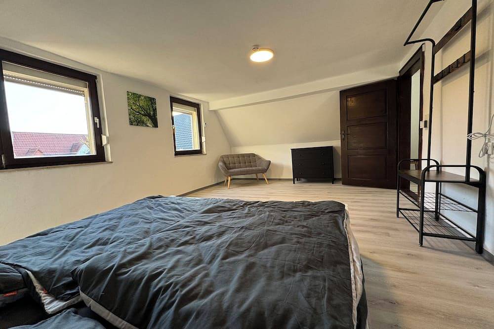Ferienhaus Ailsbach – hundefreundlich, familien‑ & workation‑tauglich Nähe A3 in Lonnerstadt, Steigerwald