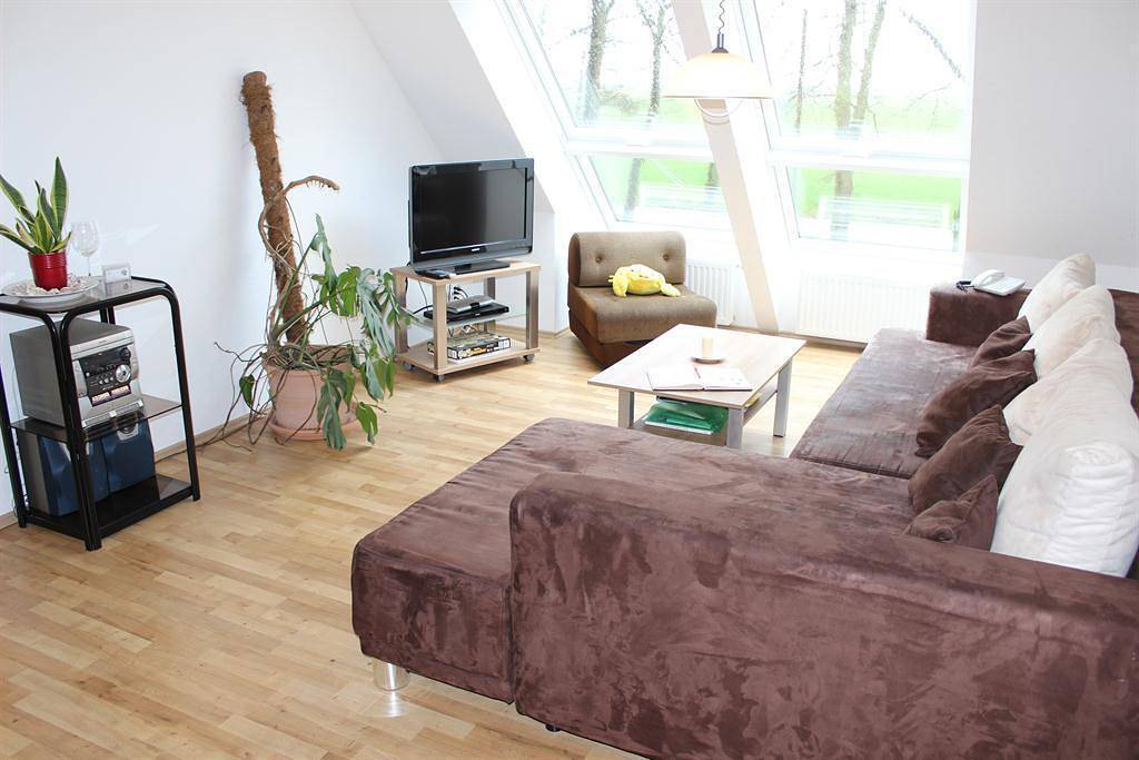 Geheel vakantieappartement, Fewo 2, Dusche, Wc, 2 Schlafräume in Butjadingen, Nordseeküste