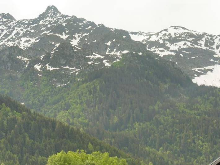 Gîte pour 6 personnes, avec vue et terrasse, animaux acceptés dans Office De Tourisme Des Contamines Montjoie - 2
