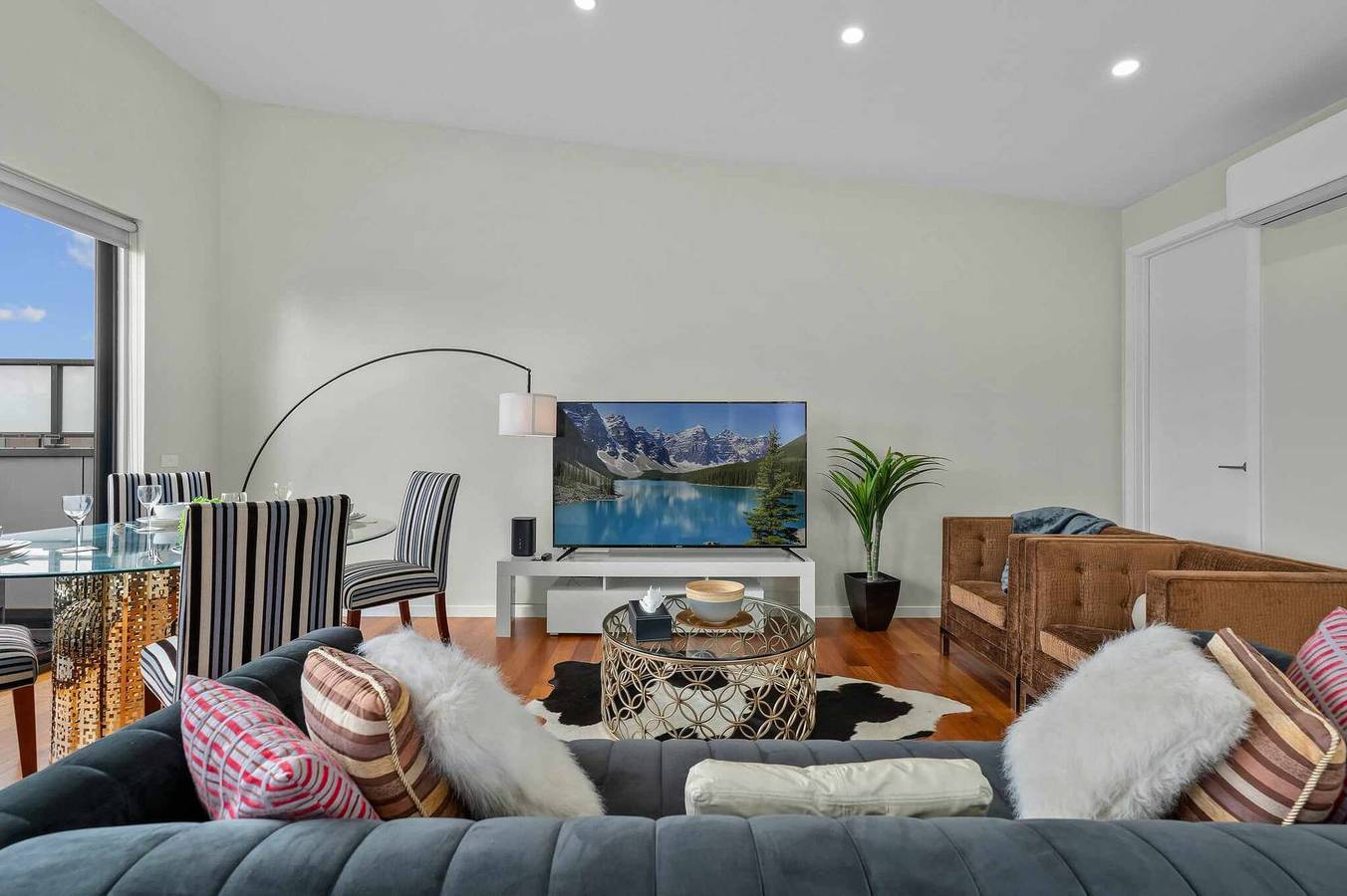 Lujosa casa adosada de 3 dormitorios en la encantadora localidad de Maidstone, a 7 km del Cbd in Melbourne, Maribyrnong City