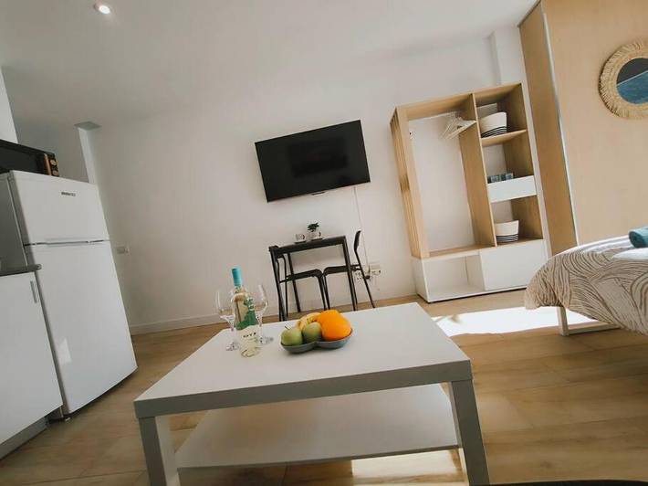 Gîte pour 2 personnes, avec terrasse et vue dans Tamaimo - 2