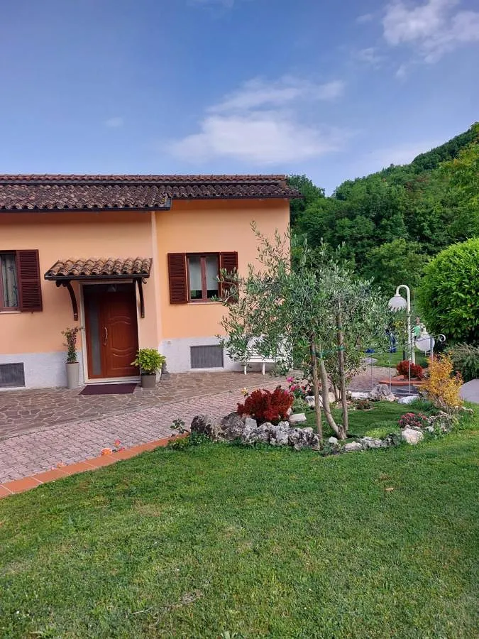 Casa vacanza per 6 persone, con giardino e panorama - 1