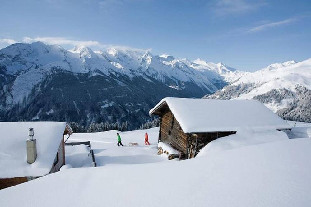 Ganze Wohnung, Wohnung in Hainzenberg nahe Skilift in Hainzenberg, Zillertaler Alpen