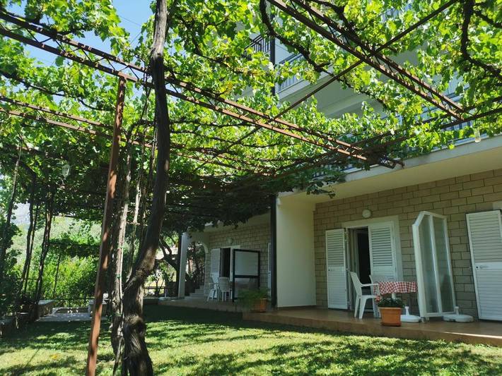 Maison d’hôte pour 3 personnes, avec jardin ainsi que balcon et vue à Podaca