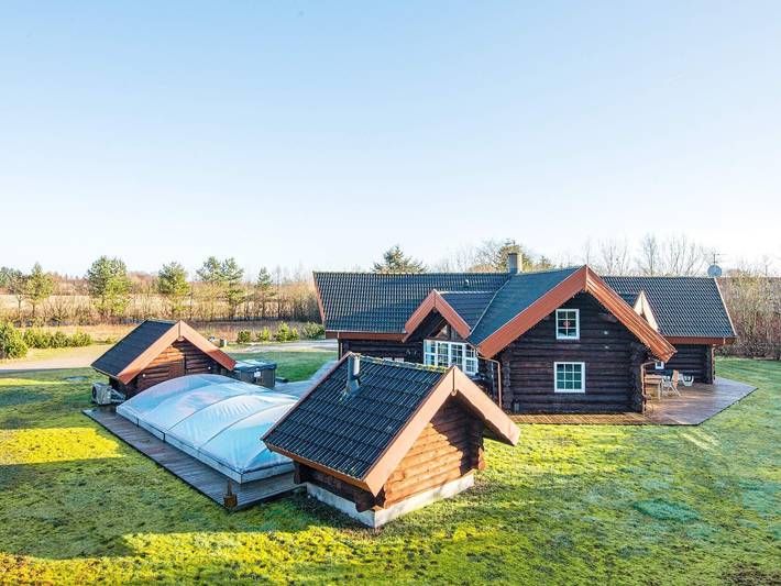 Ferienhaus für 18 Personen, mit Terrasse und Pool in Kvie Sø - 2