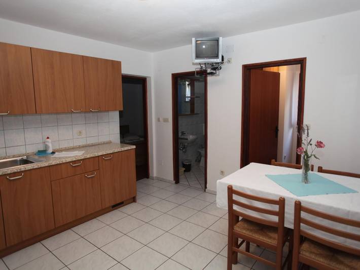 Ganze Wohnung, "Duomo 1" mit Terrasse in Cres Stadt, Cres