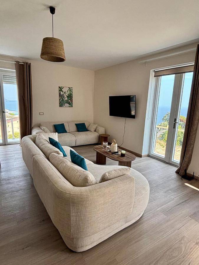 Azure horizon villa in San Remo, Sanremo Gemeinde
