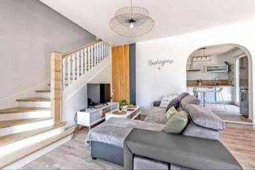 Location de vacances pour 10 personnes, avec jacuzzi et jardin dans Plage Kerler Fouesnant