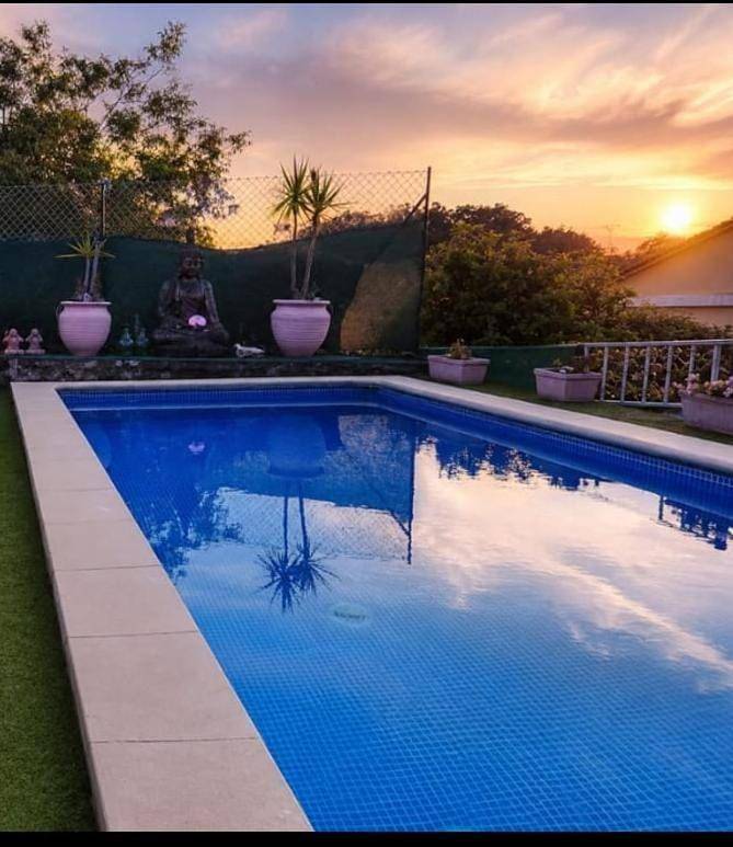 Maison de vacances pour 2 personnes, avec jardin ainsi que vue et piscine - 1