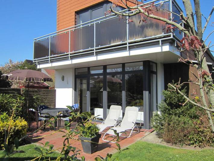Ferienwohnung für 2 Personen, mit Terrasse und Garten in Carolinensiel