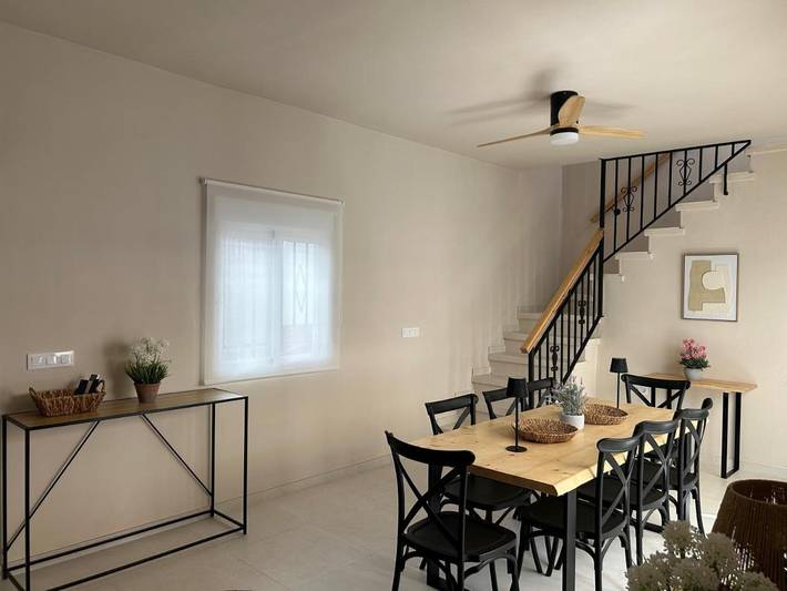 Location de vacances pour 12 personnes, avec Balcon ainsi que Terrasse et Jardin à La Zubia - 4