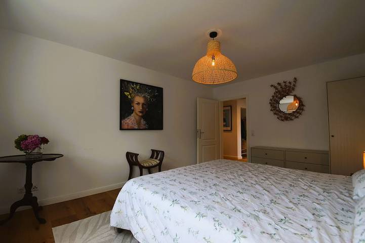Ganze Wohnung, Sonnige 4 Zimmer Gartenwohnung mit Pool nähe See für bis zu 6 Personen in Eriskirch, Region Bodensee-Oberschwaben