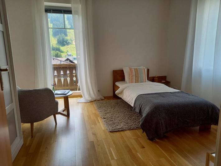 Maison d’hôte, avec Balcon et Terrasse ainsi que Jardin et Vue à Semmering - 3