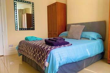 Apartment for 6 People in Merseyside, Photo 2