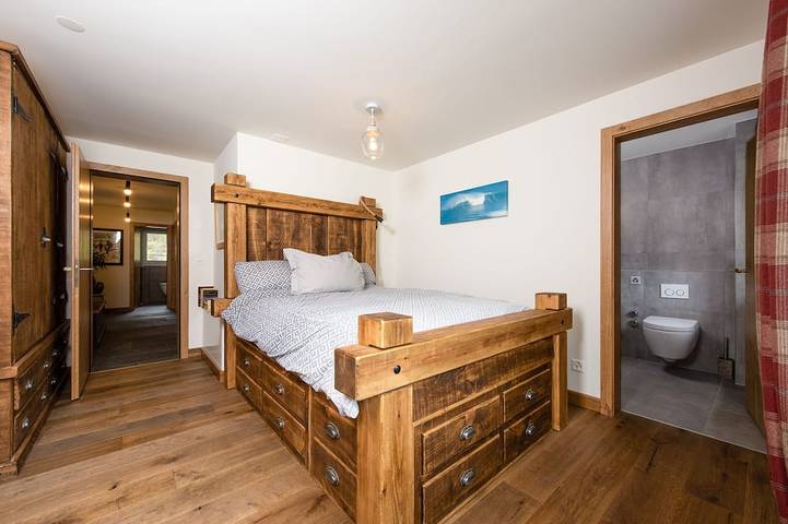 Vacation rental for 8 people, with Balcony and Yard in Zermatt