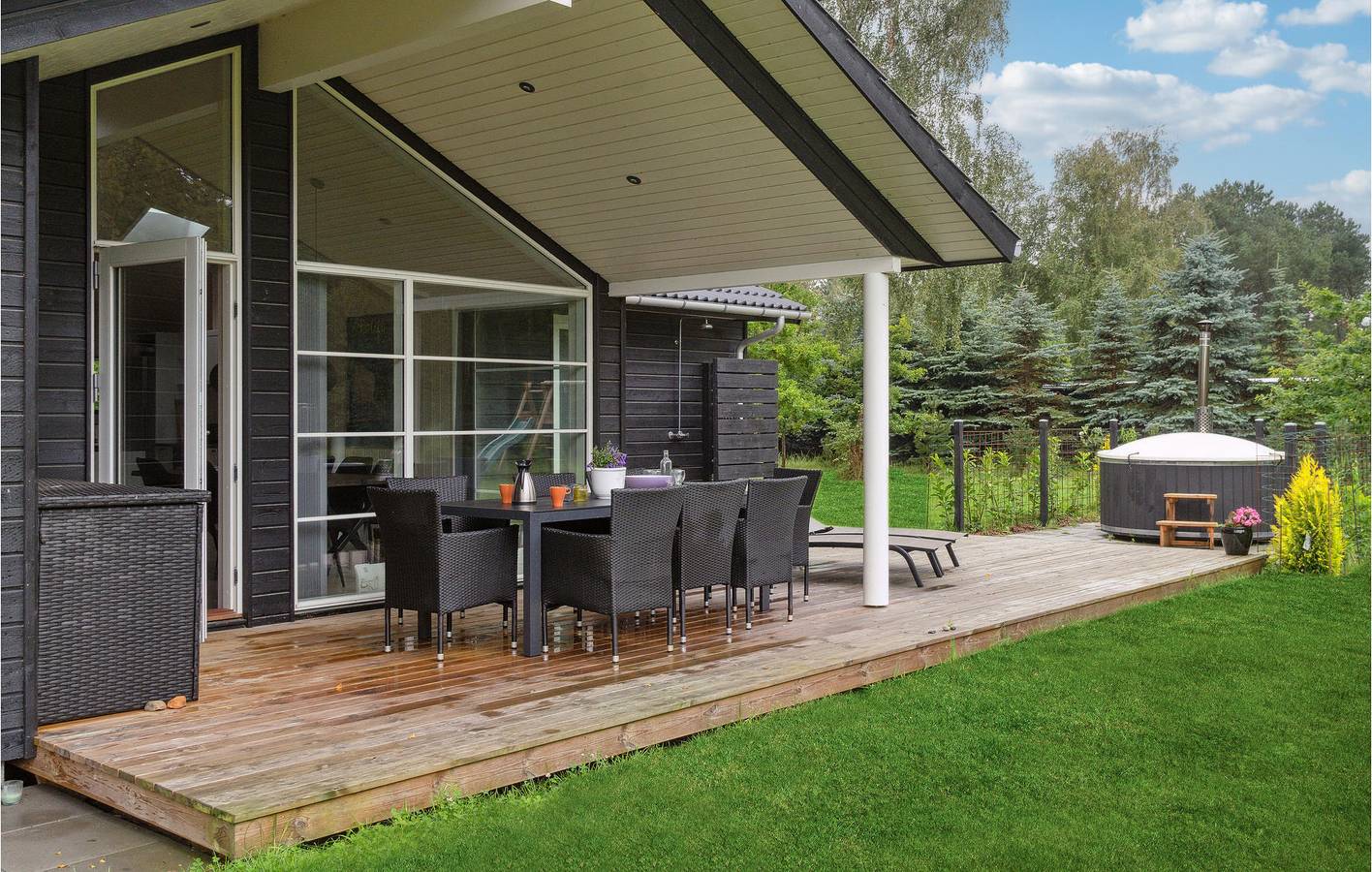 Ferienhaus für 8 Personen mit Terrasse in Hyldtofte Østersøbad, Rødby