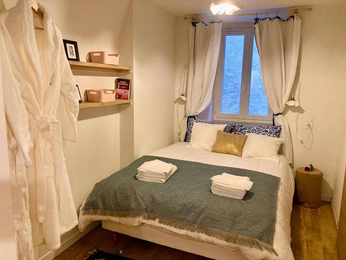 Appartement entier, One-Bedroom Apartment in Arbois (homonymie), Jura Francais
