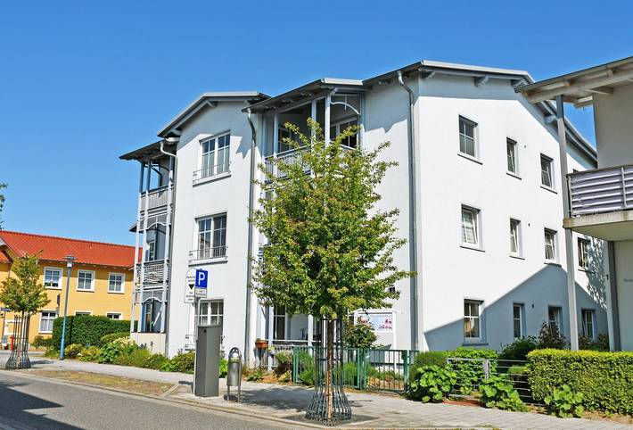 Ferienwohnung für 2 Personen, mit Balkon in Göhren - 2