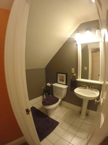 Vacation Home for 8 Guests in Stowe, Stowe Mountain, Picture 3