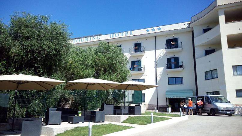 Hotel para 4 personas, con jardín y vistas - 1
