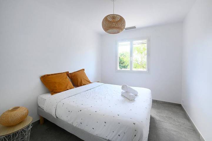 Location de vacances pour 8 personnes, avec jardin, animaux acceptés à Saint-Michel-d'Euzet - 4