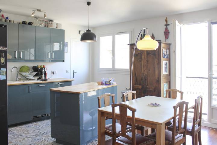 Gîte pour 6 personnes, avec balcon, adapté aux familles à Clichy - 4