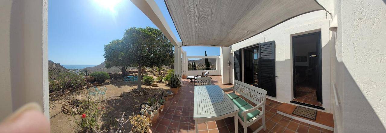 Location de vacances pour 8 personnes, avec piscine ainsi que vue et terrasse dans Las Negras - 2