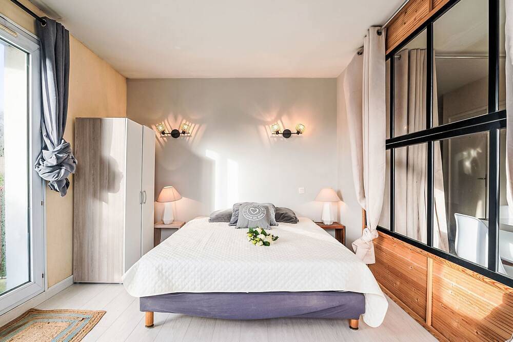 Entire apartment, Les Balcons de la Rance by Interhome in La Richardais, Saint-Malo region