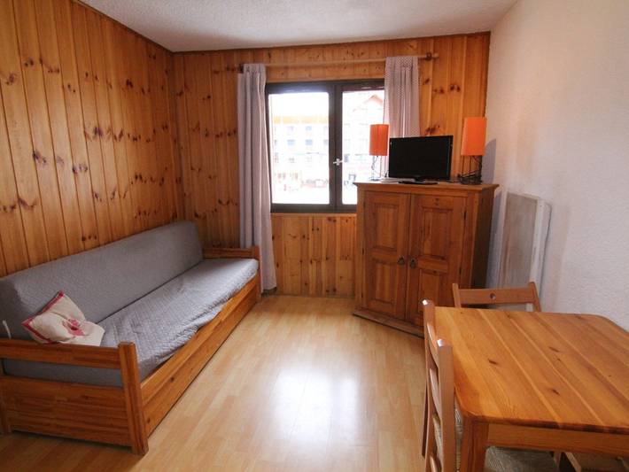 Appartement entier, Studio cosy pour 4 pers., pied des pistes Alpe d'Huez, centre-station, Tv, cuisine équipée, casier à skis in Huez, Parc national des Écrins