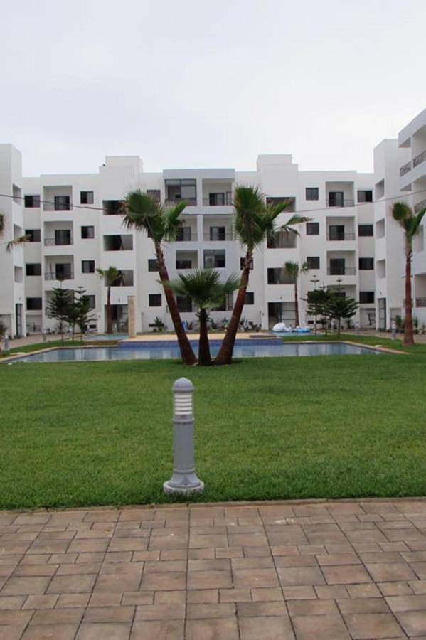 Gîte pour 11 personnes, avec balcon et piscine dans Mansouria - 4