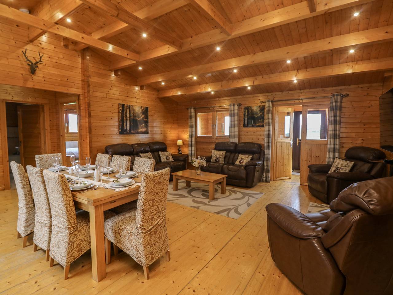 Chywolow Lodge in Cornwall