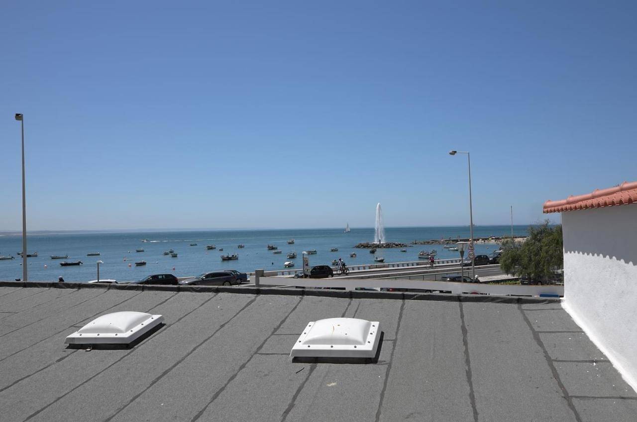 Apartamento inteiro, Double Suite by the Ocean in Paço de Arcos, Costa de Lisboa