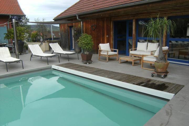 Gîte pour 4 personnes, avec terrasse et piscine - 1