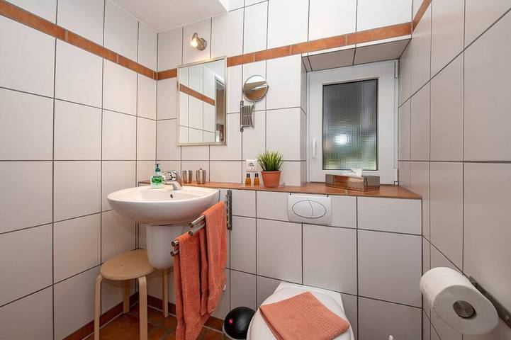 Ferienwohnung für 2 Personen, mit Terrasse und Garten, mit Haustier in Alf - 3