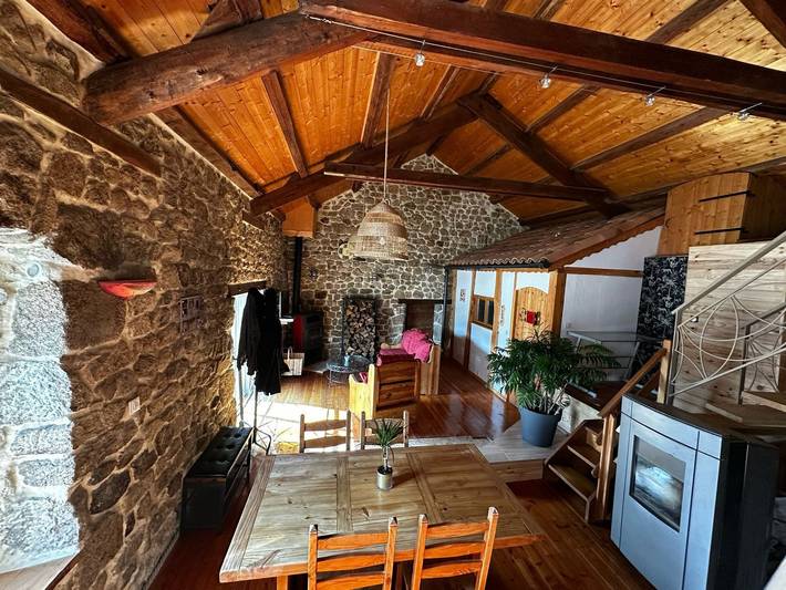 Gîte pour 5 personnes, avec terrasse à Tence - 4