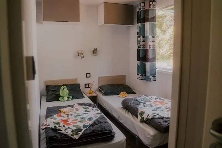 ZEcamping 3 étoiles animé piscine chauffée chiens acceptés locatif TV in Florac, Cevenas