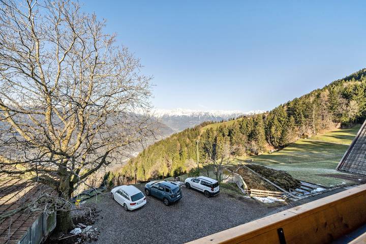 Ganze Wohnung, Ferienwohnung Gruberhof mit Bergblick, Gemeinschaftsgarten und WLAN in Vöran, Sarntaler Alpen