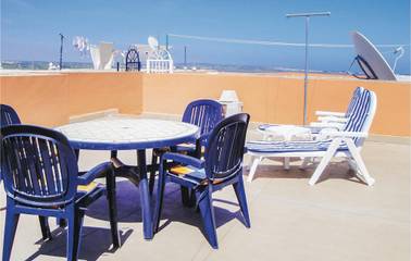Holiday Apartment for 4 People in El Chaparral, Torrevieja, Photo 4