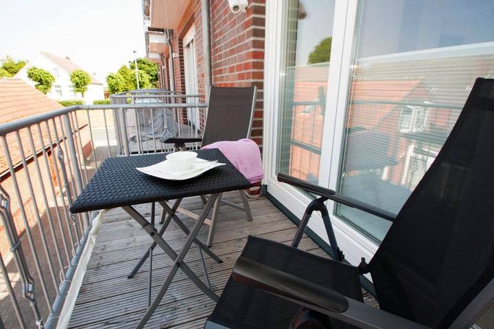 Ferienwohnung für 4 Personen, mit Balkon in Carolinensiel