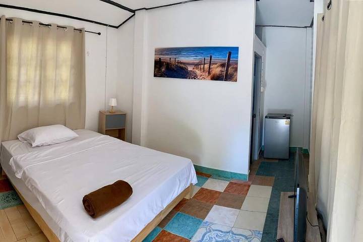 Location de vacances pour 2 personnes, avec terrasse, animaux acceptés dans Thongsala - 3