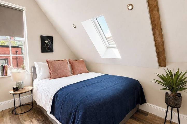 Ganze Wohnung, Vinegar Works Studio | Sleeps 2 | Business Stay in Worcester, Worcestershire