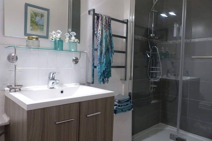 Location de vacances pour 3 personnes, avec jardin et terrasse dans Port de Kérity - 4