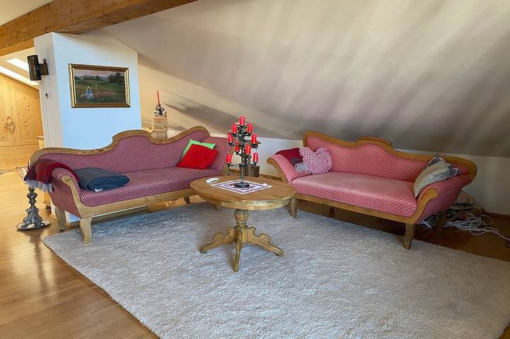 Ganze Wohnung, Gemütliche Wohnung in Murnau für bis zu 4 Personen in Murnau am Staffelsee, Das Blaue Land