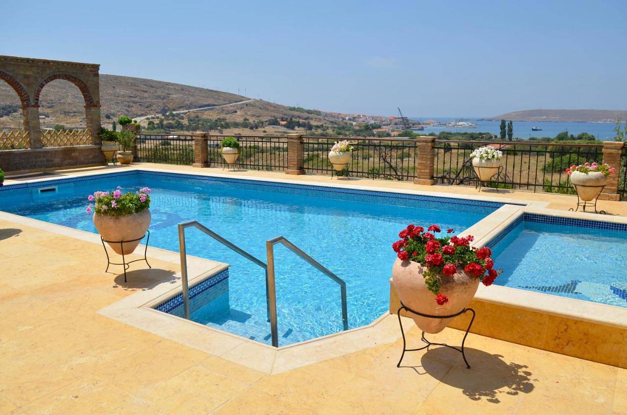Deluxe Double Room with Balcony and Sea View in North Aegean Islands